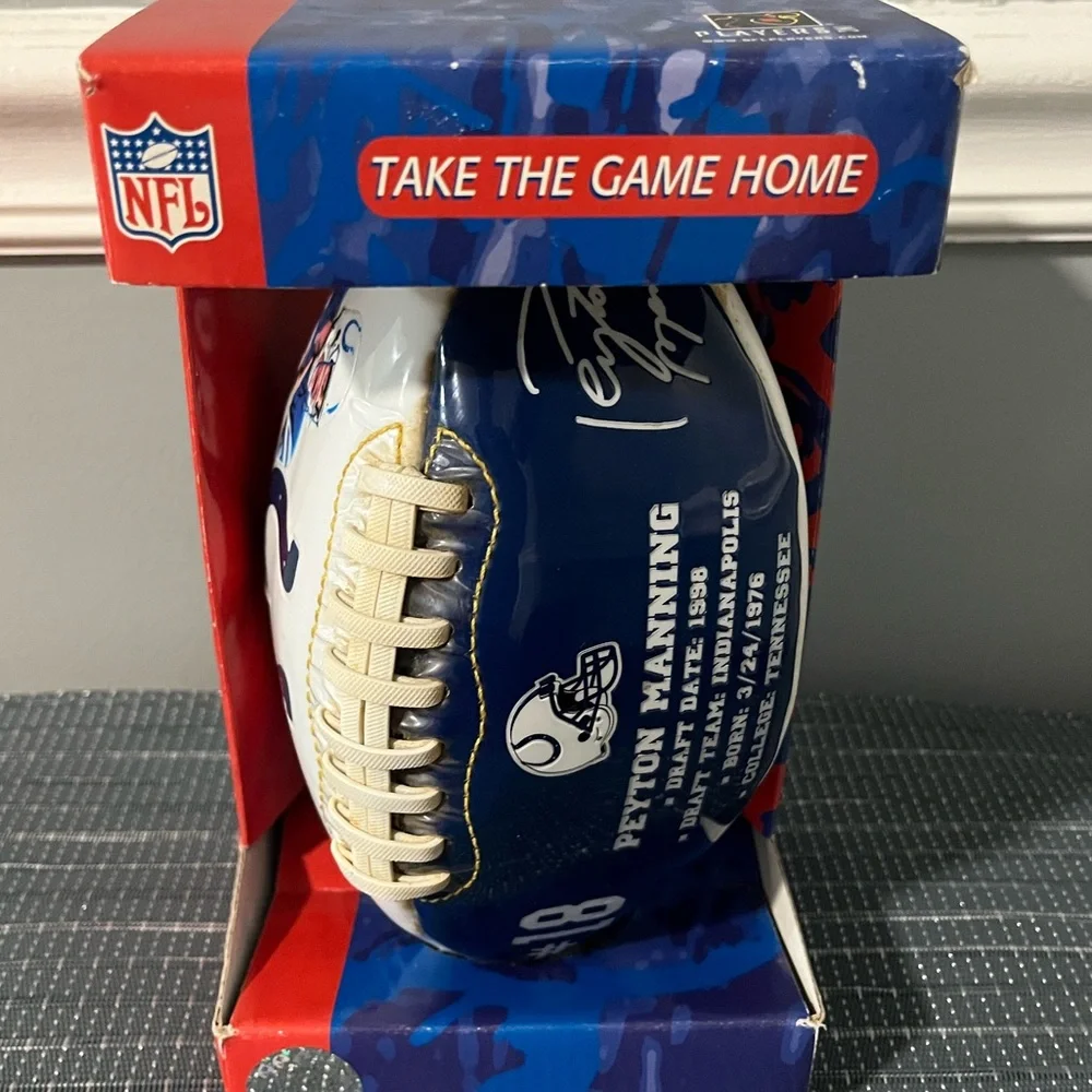 ⭐️🏈 EUC Peyton Manning Indianapolis Colts Football and Cards Set #T1